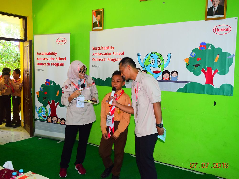 indonesia-school-outreach