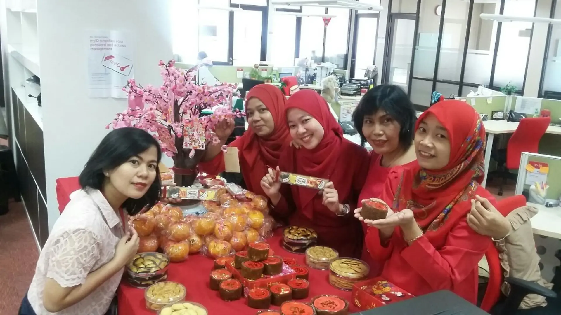 2017-02-22-Henkel Indonesia celebrates Chinese New Year.jpg (1)
