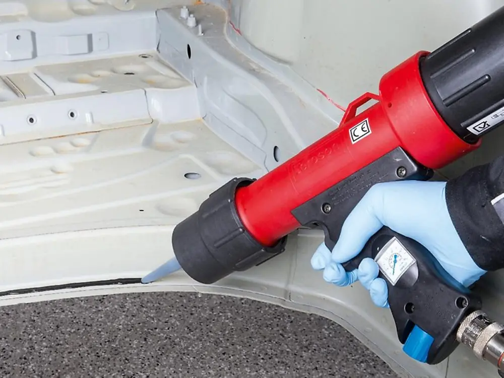 
Teroson MS 9380 is a highly viscous, sag-resistant solution, which provides strong adhesion for metal-to-metal interior and exterior applications.